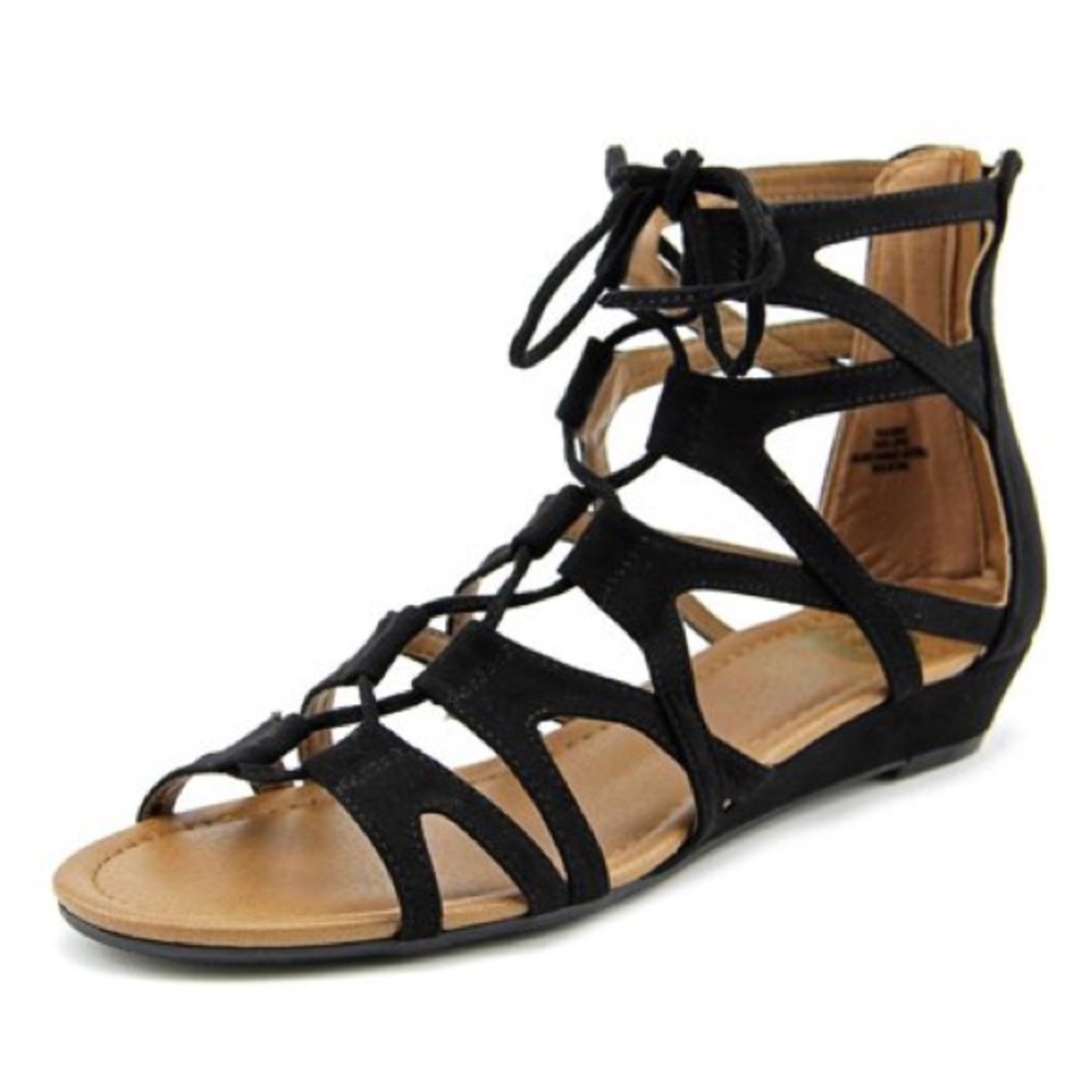 Crown Vintage Gladiator Sandals- Size 9